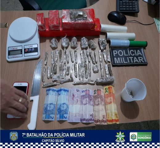 10-01 ARIQUEMES Abordagem policial flagra casal com quase 2 quilos de maconha copy