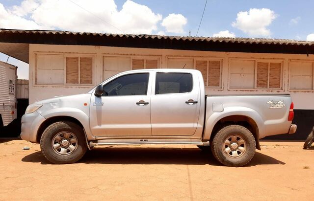 2-Hilux